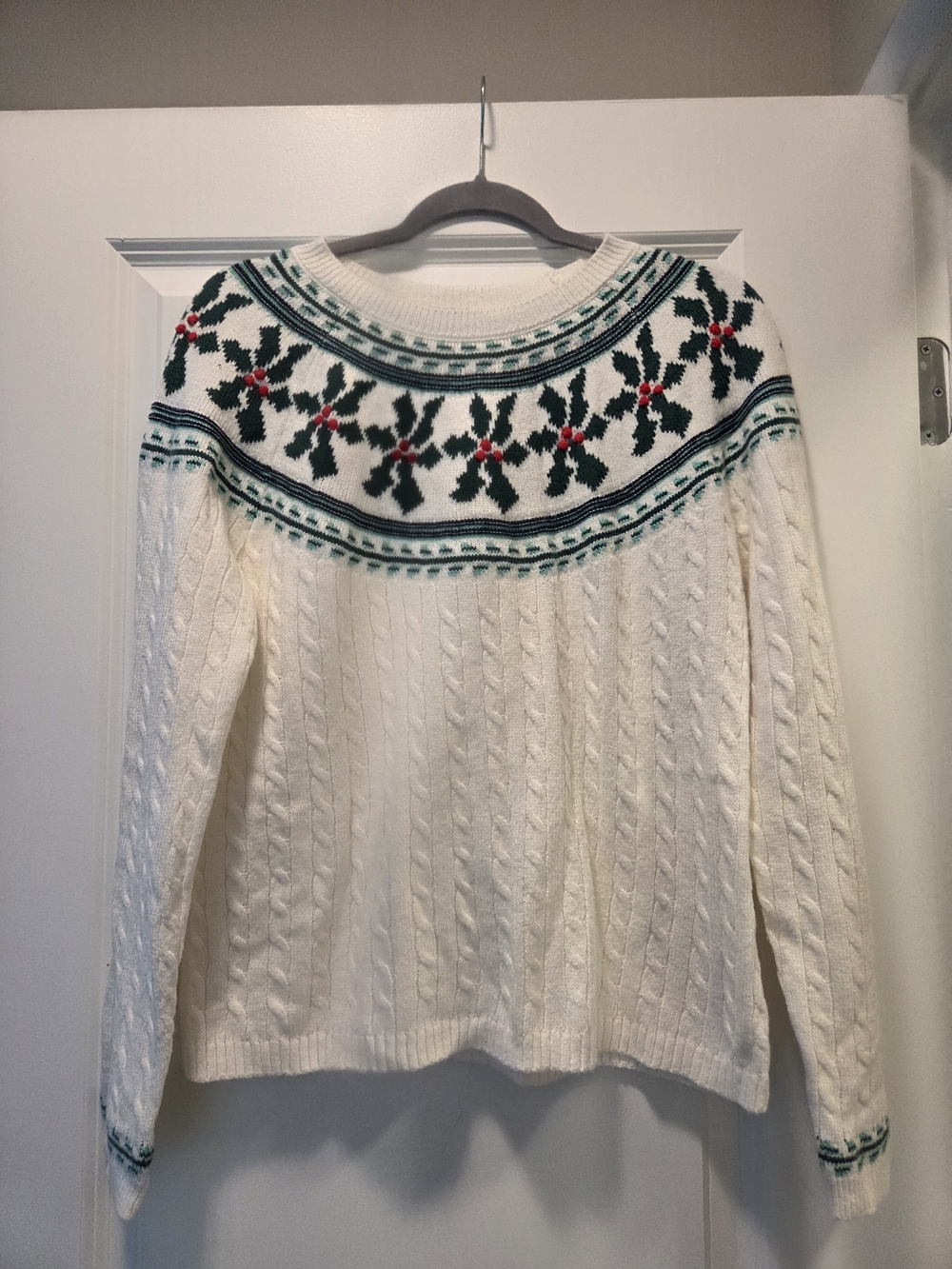 Talbots Holiday Holly Cable Knit Sweater Medium